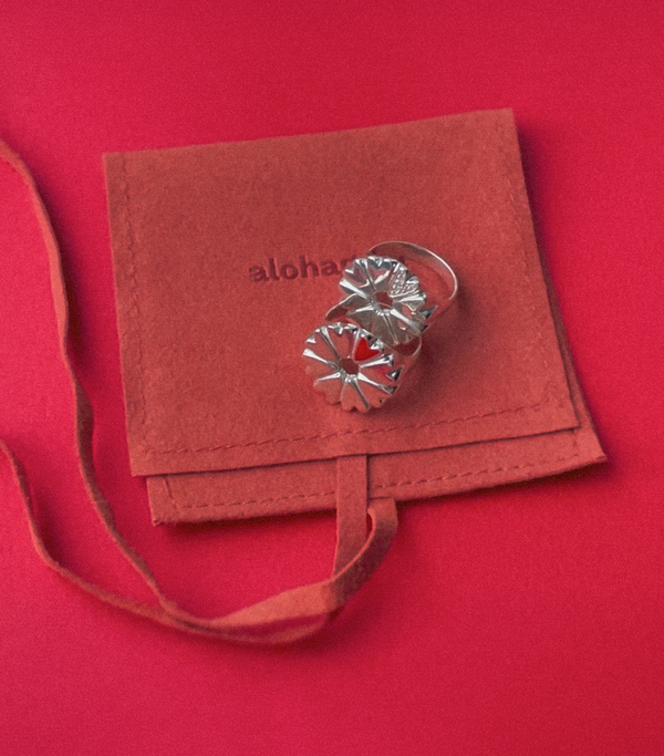 FLOVER signet ring with red enamel