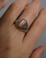 HORUS ring with peach moonstone