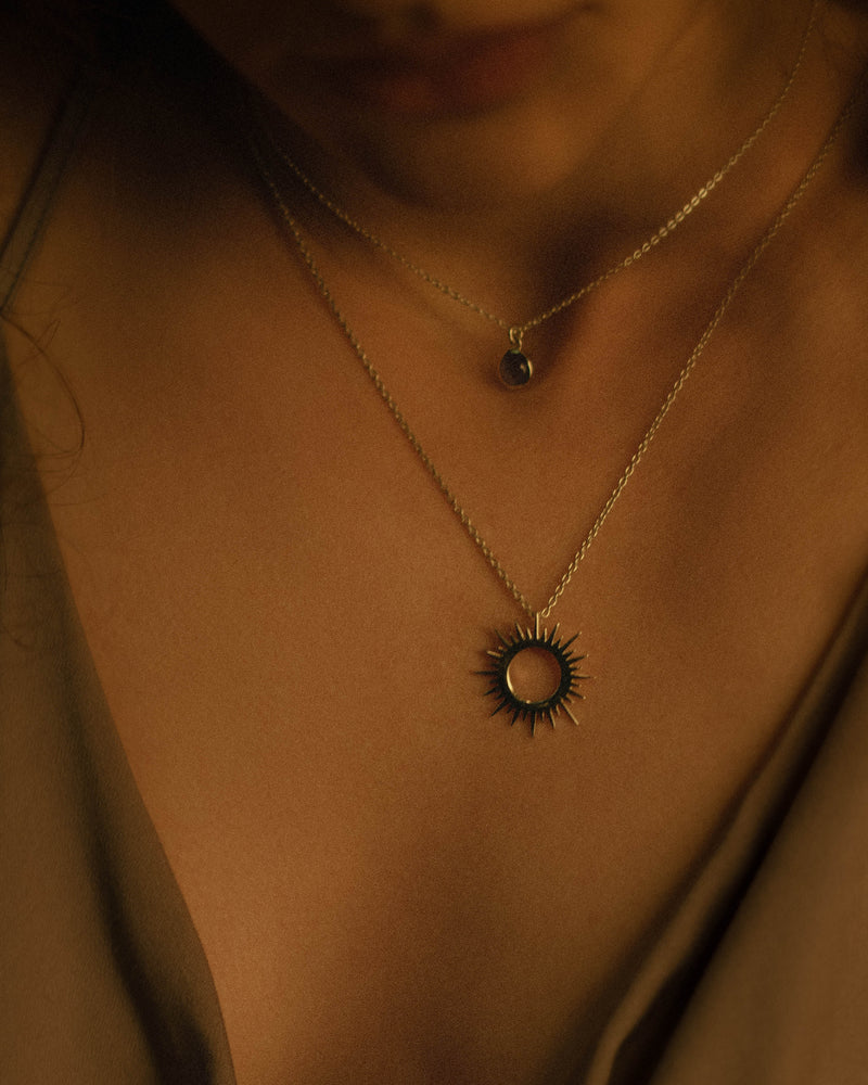 CORONA Necklace